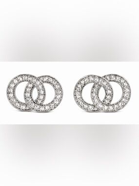 Silver Interlocking Circle Zirconia Stud Earrings